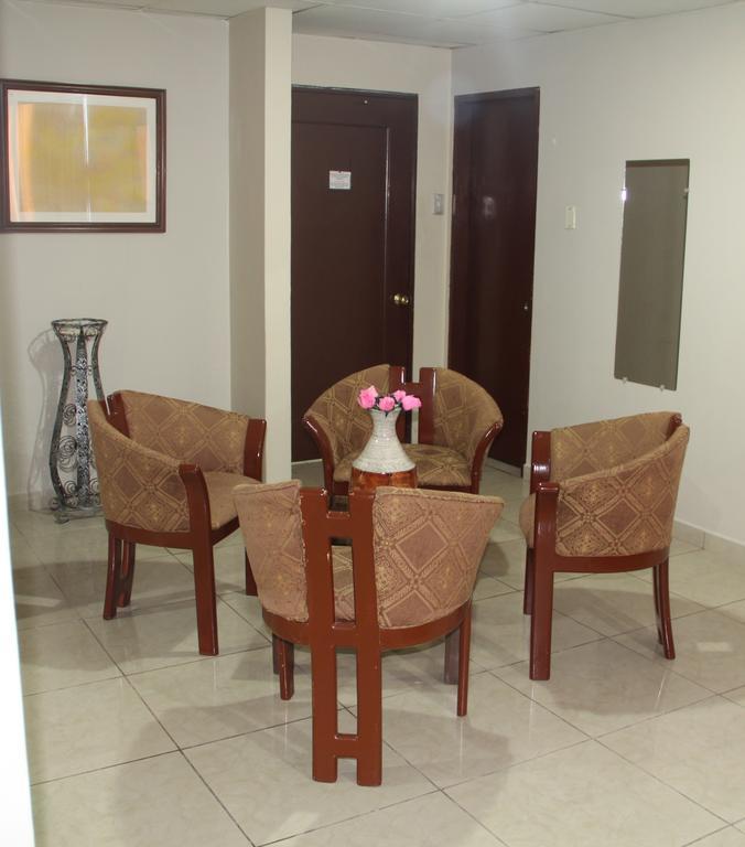Hotel La Torre Гуаякуил Стая снимка